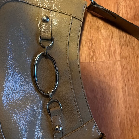 Liz & Co. tan purse - Picture 2 of 5